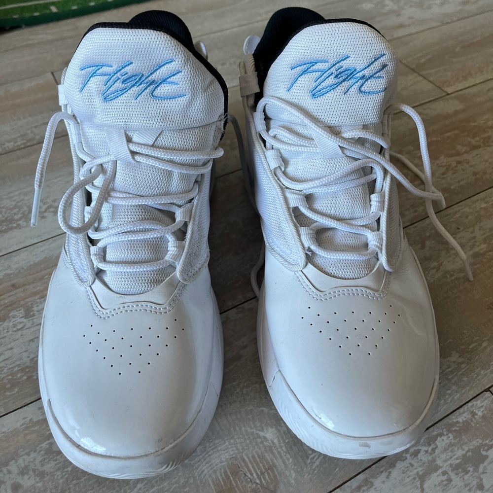 Jordan Max Aura 4
Men's Shoes